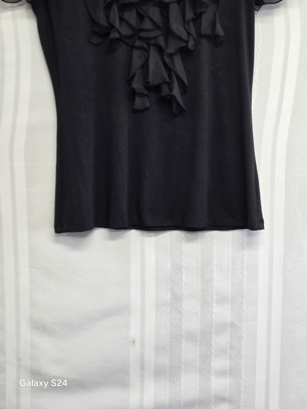 CABLE AND GAUGE Black Ruffle Short-Sleeve Top SIZE MD - Picture 4 of 12